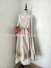 Load image into Gallery viewer, vintage aprons with pockets for sale near me