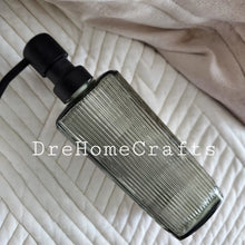 Lade das Bild in den Galerie-Viewer, luxury soap dispenser set, glass soap dispenser uk australia nz, christmas fall soap dispenser