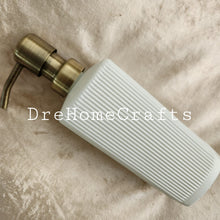 Charger l'image dans la galerie, ceramic white hand soap dispenser, lotion soap dispenser for kitchen sink, bathroom, liquid soap dispenser