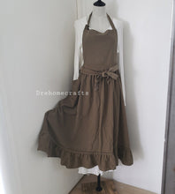 Load image into Gallery viewer, 50's style aprons, grandma style aprons, Scalloped ruffle edge vintage apron