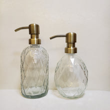 Lade das Bild in den Galerie-Viewer, Decorative Glass soap dispenser set with metal pumps with tray for kitchen sink | bathroom