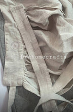 Charger l'image dans la galerie, Cute aprons for women with pockets uk