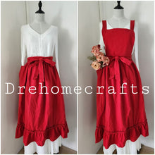 Lade das Bild in den Galerie-Viewer, Christmas aprons with pockets for women adults - fast shipping to UK Australia NZ
